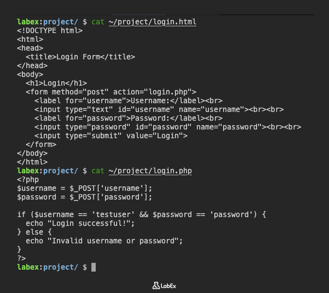 Screenshot des Anmeldeformulars und des PHP-Skripts